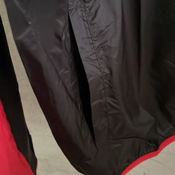 Atlanta Hawks Windbreaker, Men’s size Large - Picture 10 of 14